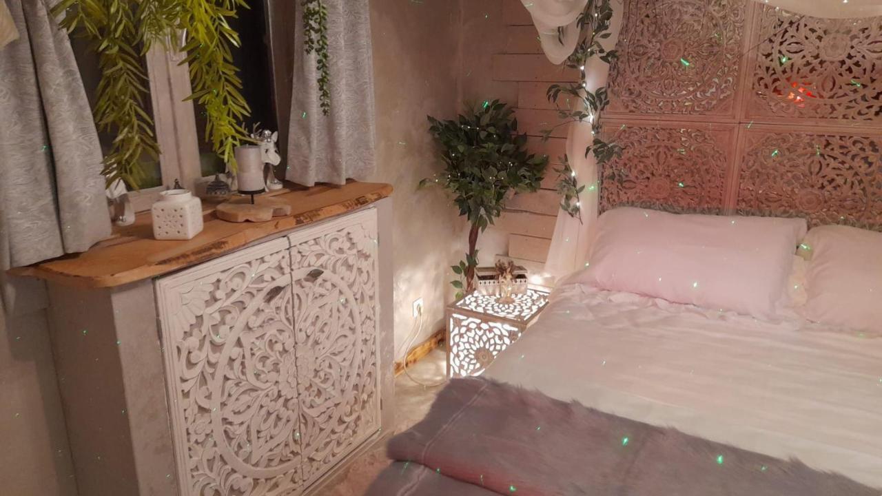 Le Feerica Otel Érezée Dış mekan fotoğraf