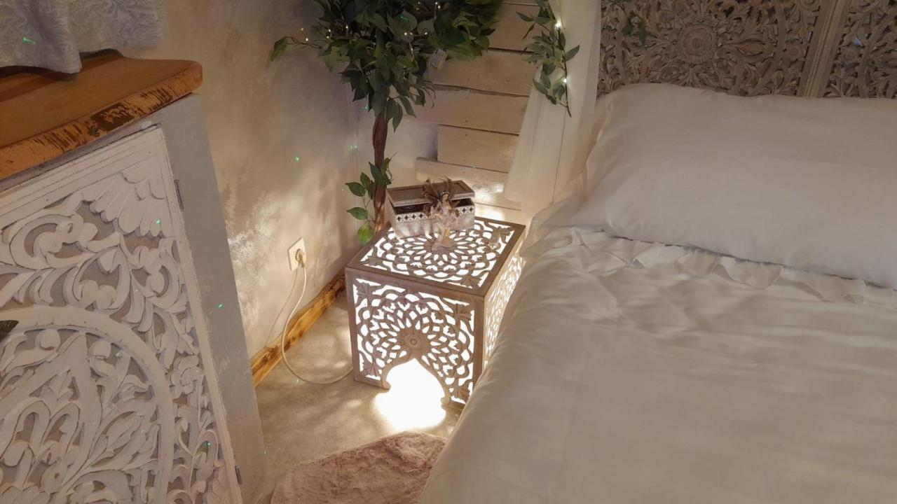 Le Feerica Otel Érezée Dış mekan fotoğraf